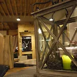 Roy Hotel 3*