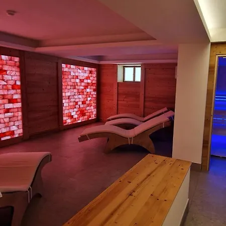 Roy Hotel