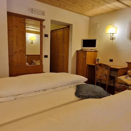 Roy 3* Malga Ciapela