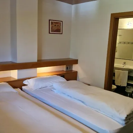 Roy 3* Malga Ciapela