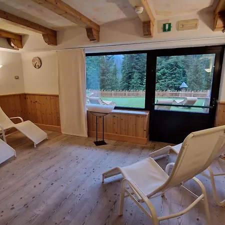 Roy Hotel 3*